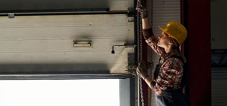 Addressing Common Garage Door Stoppage Issues in Evansville, IN